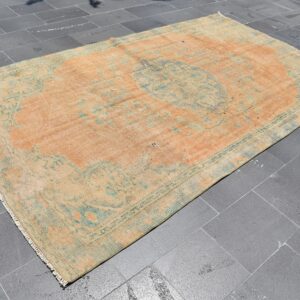 5.7 ft. x 9.5 ft. Vintage Turkish Rug TR06257 Image 1