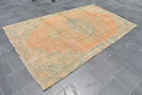 5.7 ft. x 9.5 ft. Vintage Turkish Rug TR06257 Image 1