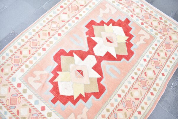 4.7 ft. x 6.3 ft. Vintage Turkish Rug TR06277 Image 5