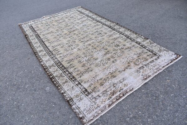 5.2 ft. x 8.6 ft. Vintage Turkish Rug TR06297 Image 3