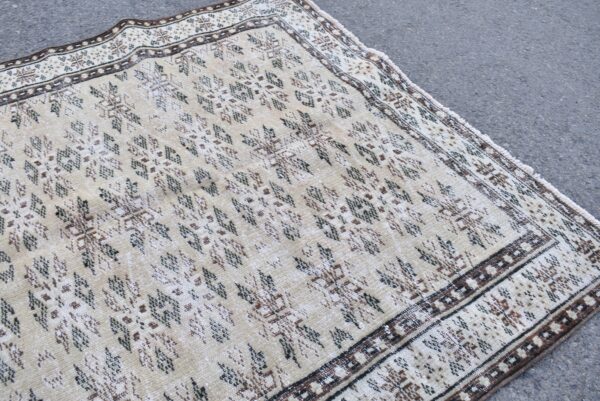 5.2 ft. x 8.6 ft. Vintage Turkish Rug TR06297 Image 4