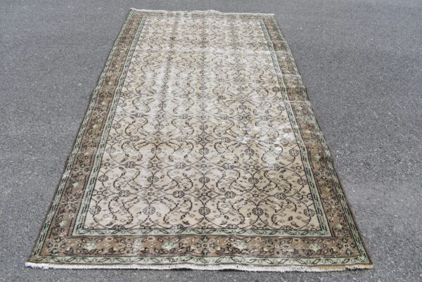 4.8 ft. x 8.7 ft. Vintage Turkish Rug TR06337 Image 2