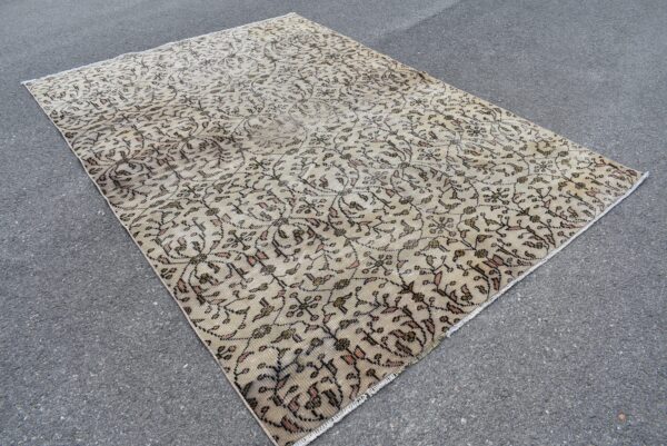 6.3 ft. x 8.9 ft. Vintage Turkish Rug TR06357 Image 3