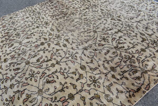 6.3 ft. x 8.9 ft. Vintage Turkish Rug TR06357 Image 5