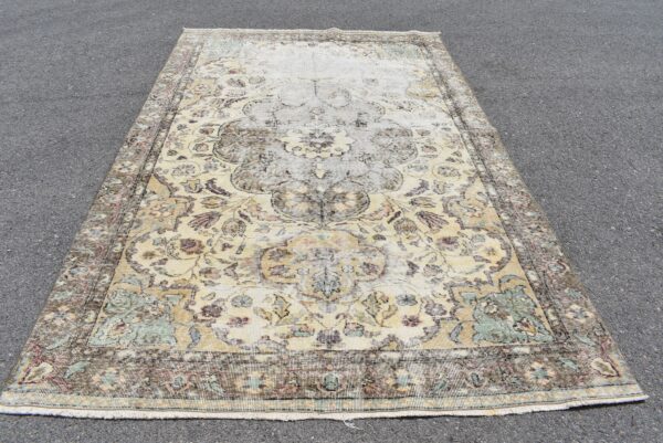 5.8 ft. x 9.3 ft. Vintage Turkish Rug TR06367 Image 2