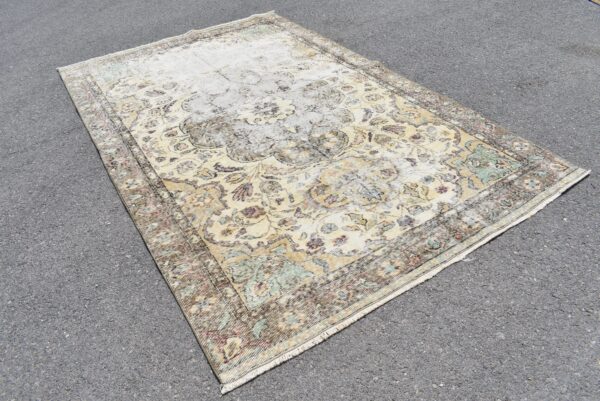 5.8 ft. x 9.3 ft. Vintage Turkish Rug TR06367 Image 3