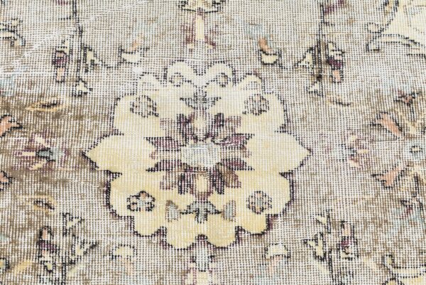 5.8 ft. x 9.3 ft. Vintage Turkish Rug TR06367 Image 6
