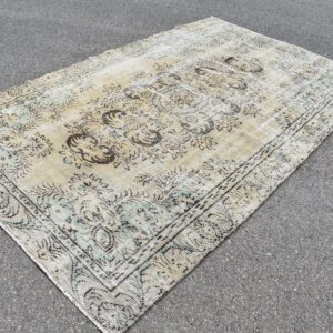 5.5 ft. x 8.8 ft. Vintage Turkish Rug TR06407 Image 1