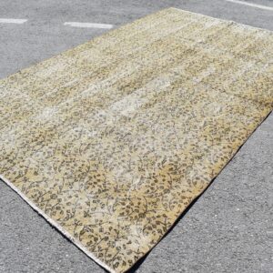 6.7 ft. x 10.2 ft. Vintage Turkish Rug TR06557 Image 1