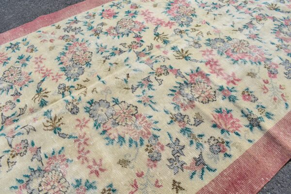 5.8 ft. x 8.7 ft. Vintage Turkish Rug TR06587 Image 5