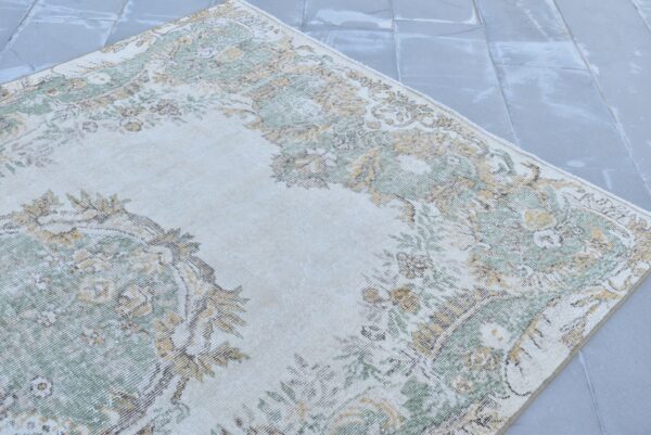 5.4 ft. x 9.5 ft. Vintage Turkish Rug TR06757 Image 4