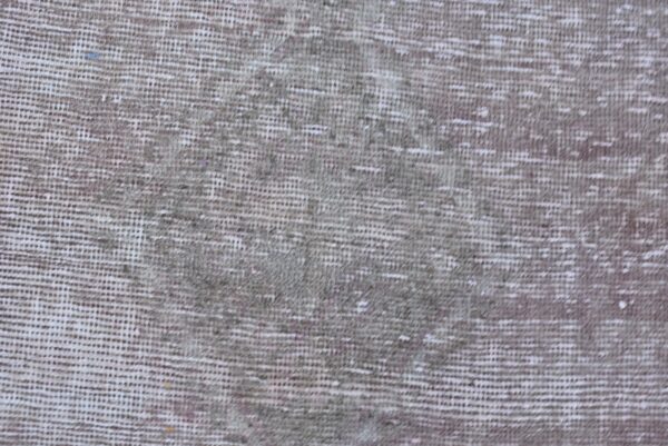 2.6 ft. x 9.4 ft. Vintage Turkish Rug TR06777 Image 6
