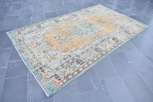 5.1 ft. x 8.9 ft. Vintage Turkish Rug TR06817 Image 1