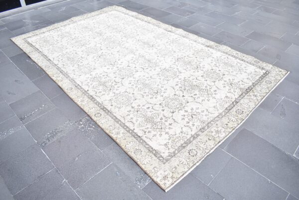 6 ft. x 9.8 ft. Vintage Turkish Rug TR06857 Image 3