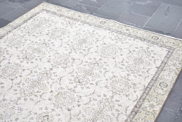 6 ft. x 9.8 ft. Vintage Turkish Rug TR06857 Image 4