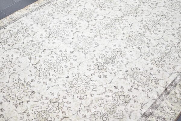6 ft. x 9.8 ft. Vintage Turkish Rug TR06857 Image 5