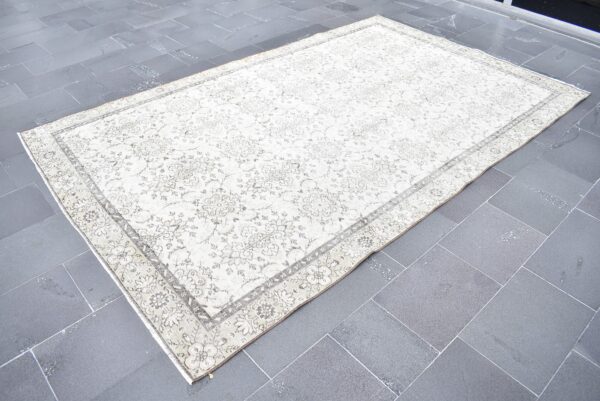 6 ft. x 9.8 ft. Vintage Turkish Rug TR06857 Image 1
