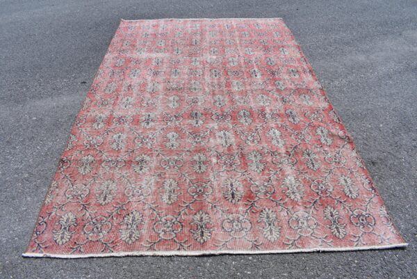 5.7 ft. x 9.1 ft. Vintage Turkish Rug TR06887 Image 2