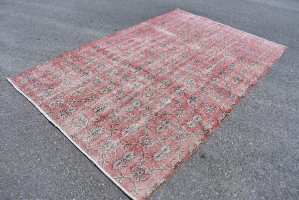 5.7 ft. x 9.1 ft. Vintage Turkish Rug TR06887 Image 1