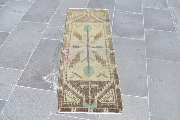 1.4 ft. x 4 ft. Vintage Turkish Rug TR06907 Image 2