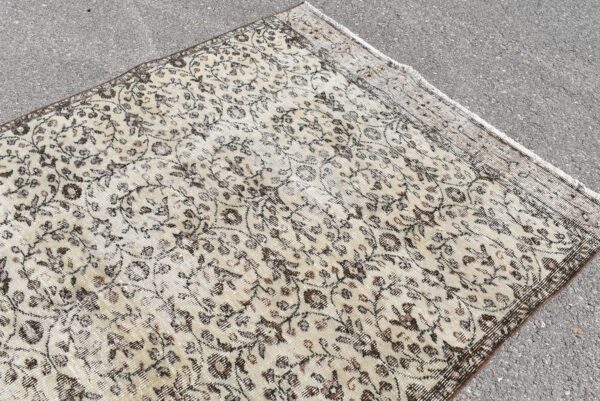 4.3 ft. x 8.1 ft. Vintage Turkish Rug TR06947 Image 4