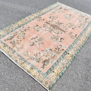 4.6 ft. x 8 ft. Vintage Turkish Rug TR06967 Image 1