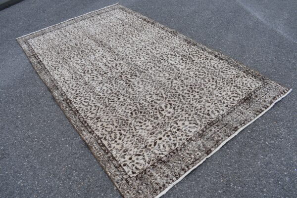 5 ft. x 8.9 ft. Vintage Turkish Rug TR06997 Image 3