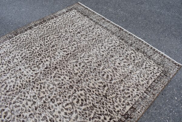 5 ft. x 8.9 ft. Vintage Turkish Rug TR06997 Image 4