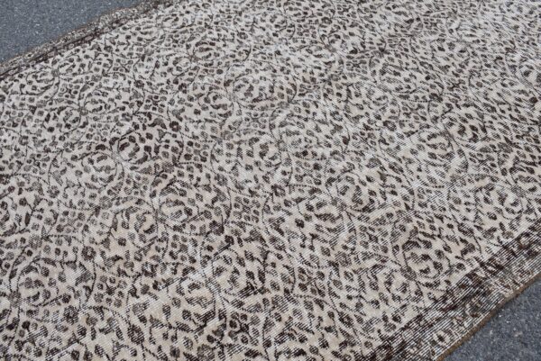 5 ft. x 8.9 ft. Vintage Turkish Rug TR06997 Image 5