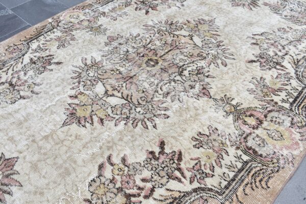 5.5 ft. x 8.9 ft. Vintage Turkish Rug TR07017 Image 5