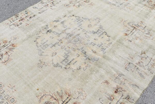 4.9 ft. x 9.4 ft. Vintage Turkish Rug TR07027 Image 5