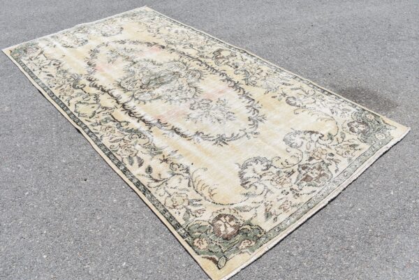 4.8 ft. x 9.1 ft. Vintage Turkish Rug TR07047 Image 3