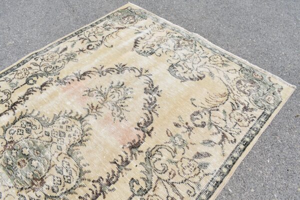 4.8 ft. x 9.1 ft. Vintage Turkish Rug TR07047 Image 4