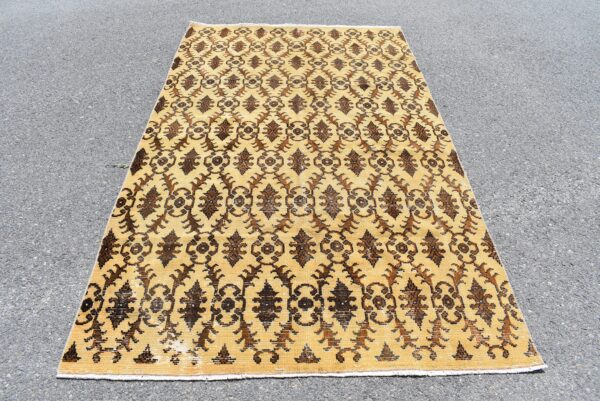 4.7 ft. x 8.1 ft. Vintage Turkish Rug TR07077 Image 2
