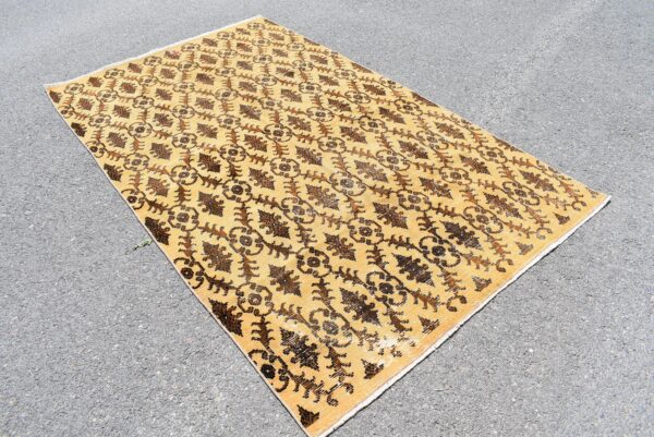 4.7 ft. x 8.1 ft. Vintage Turkish Rug TR07077 Image 3