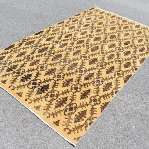 4.7 ft. x 8.1 ft. Vintage Turkish Rug TR07077 Image 1