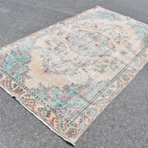 5.6 ft. x 9.8 ft. Vintage Turkish Rug TR07297 Image 1