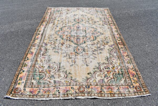 5.5 ft. x 8.9 ft. Vintage Turkish Rug TR07337 Image 2