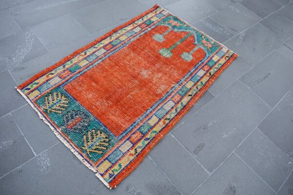 2.6 ft. x 4.4 ft. Vintage Turkish Rug TR07387 Image 1