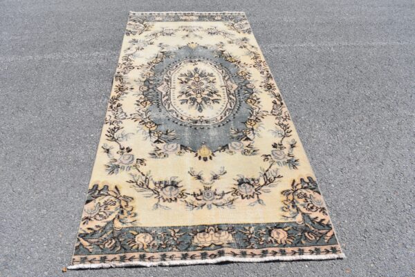 3.7 ft. x 8.3 ft. Vintage Turkish Rug TR07447 Image 2