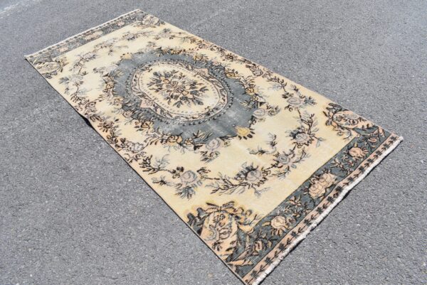 3.7 ft. x 8.3 ft. Vintage Turkish Rug TR07447 Image 3