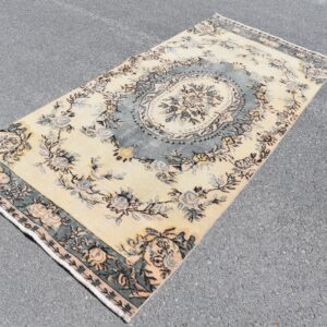 3.7 ft. x 8.3 ft. Vintage Turkish Rug TR07447 Image 1