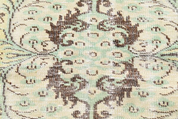 4.5 ft. x 8.5 ft. Vintage Turkish Rug TR07497 Image 5