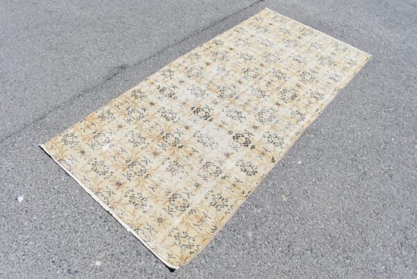 3.1 ft. x 6.5 ft. Vintage Turkish Rug TR07517 Image 1