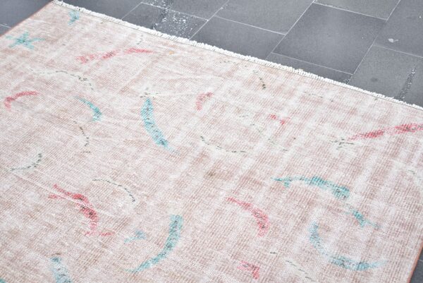 5.6 ft. x 8.1 ft. Vintage Turkish Rug TR07557 Image 4