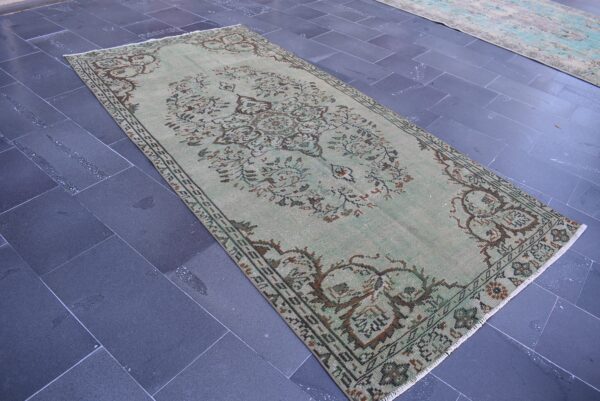 4.3 ft. x 8.9 ft. Vintage Turkish Rug TR07637 Image 3