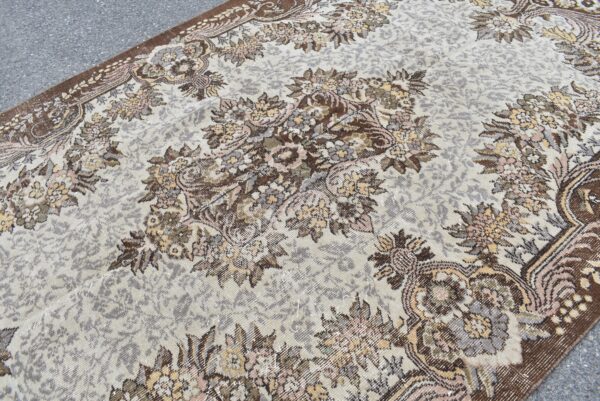 5.8 ft. x 9.3 ft. Vintage Turkish Rug TR07647 Image 5