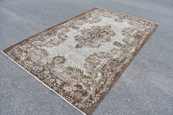 5.8 ft. x 9.3 ft. Vintage Turkish Rug TR07647 Image 1