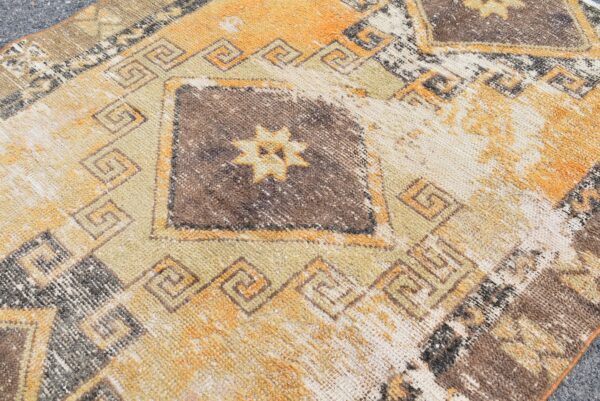 3.6 ft. x 4.9 ft. Vintage Turkish Rug TR07687 Image 5