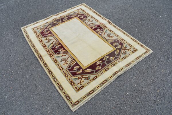 3.9 ft. x 4.9 ft. Vintage Turkish Rug TR07707 Image 3